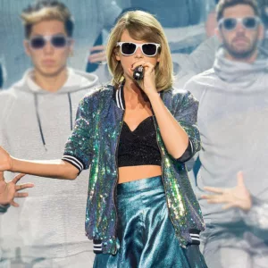 Taylor-Swift-Sequin-Jacket